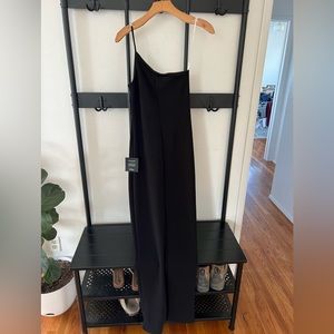 Lulus Small NWT black one shoulder maxi dress